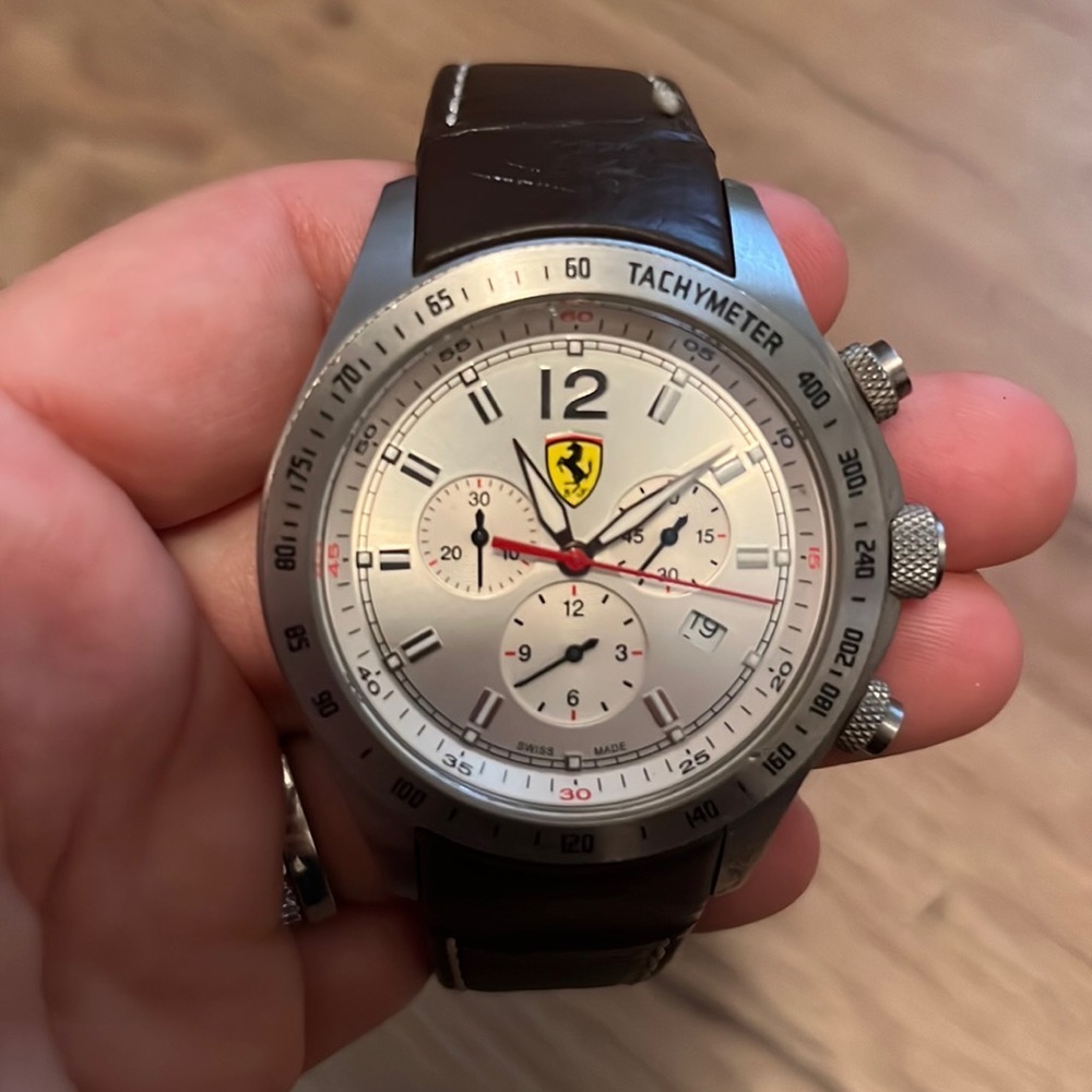 Perfect condition mens Ferrari watch